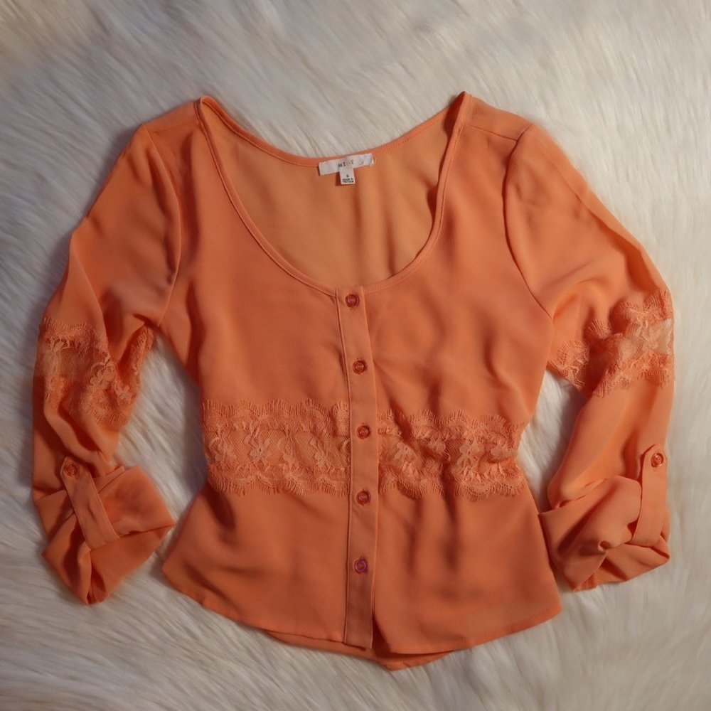 Peach camp blouse with lace